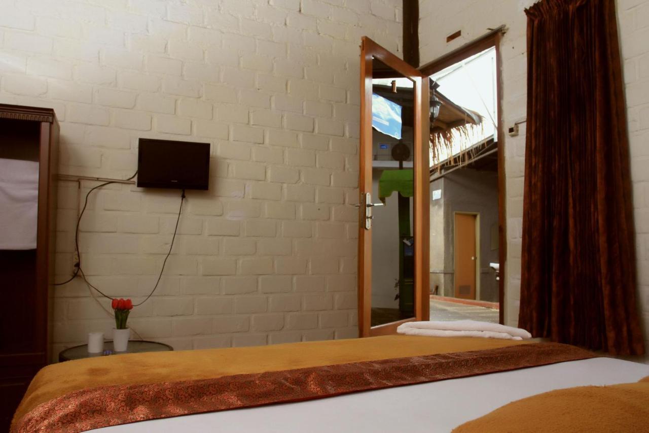 Bantal Guling Villa Lembang Dış mekan fotoğraf