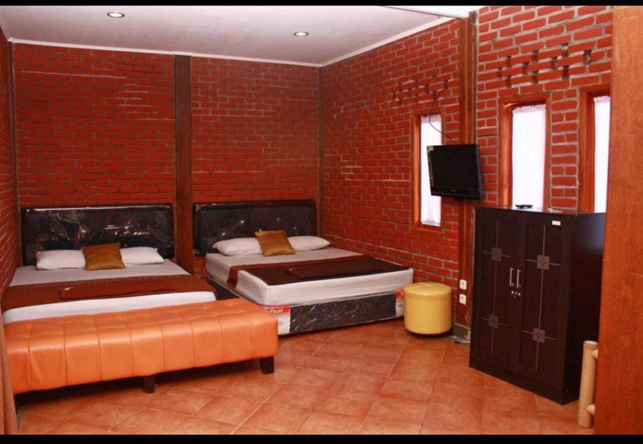 Bantal Guling Villa Lembang Dış mekan fotoğraf