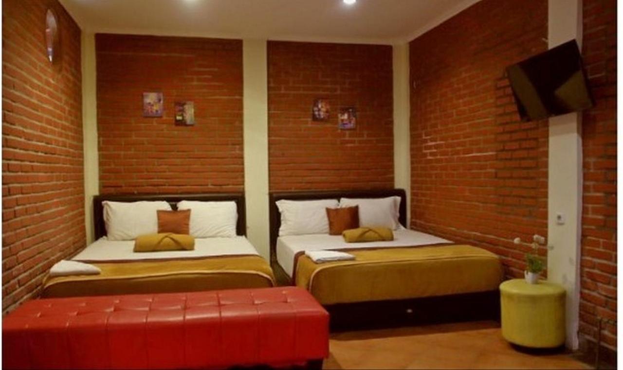 Bantal Guling Villa Lembang Dış mekan fotoğraf