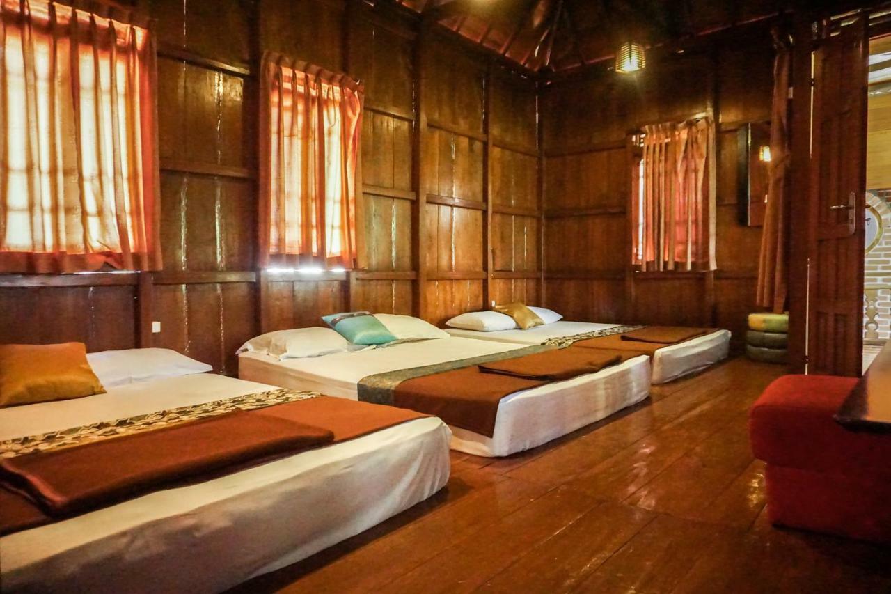 Bantal Guling Villa Lembang Dış mekan fotoğraf