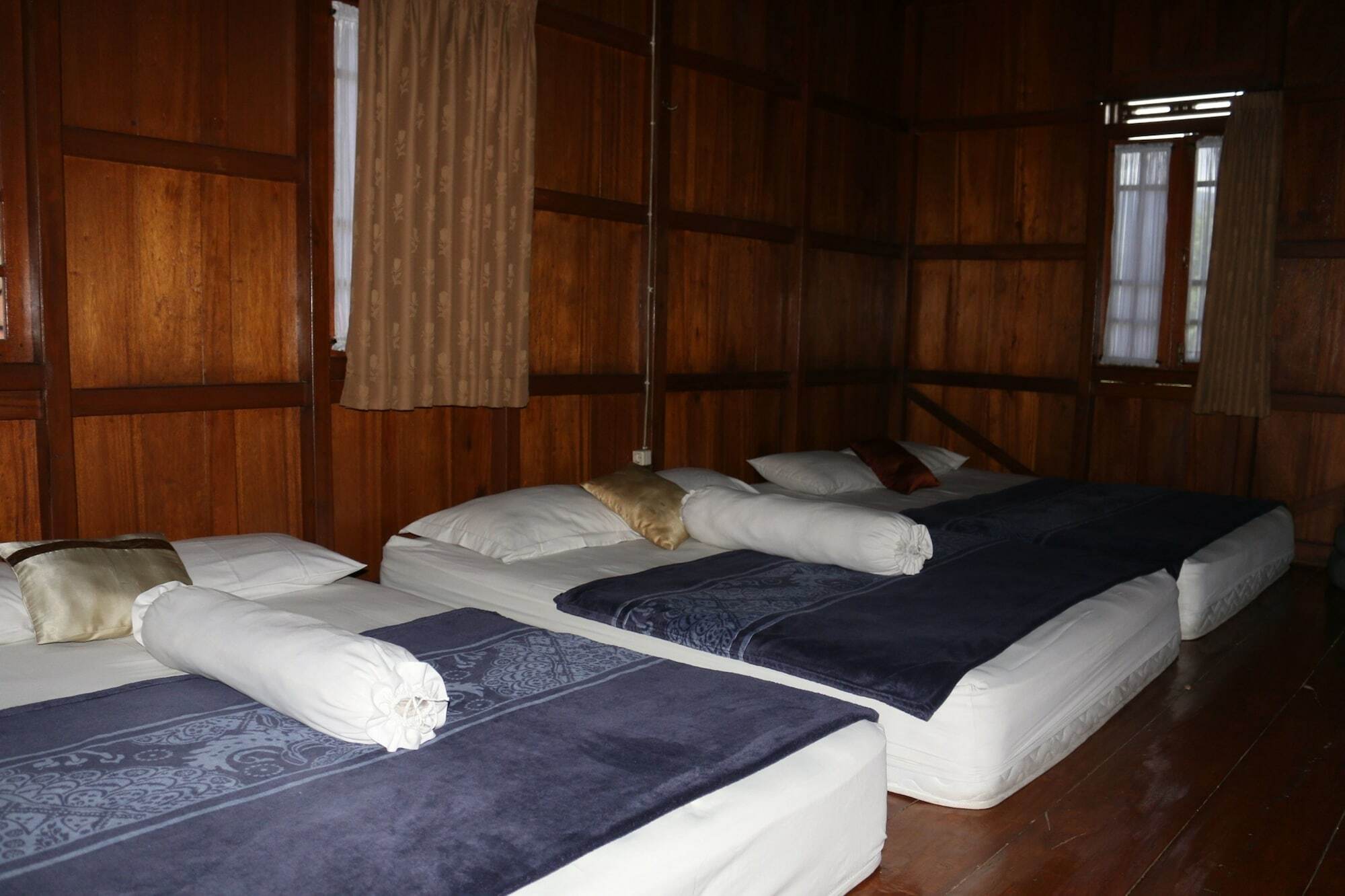 Bantal Guling Villa Lembang Dış mekan fotoğraf