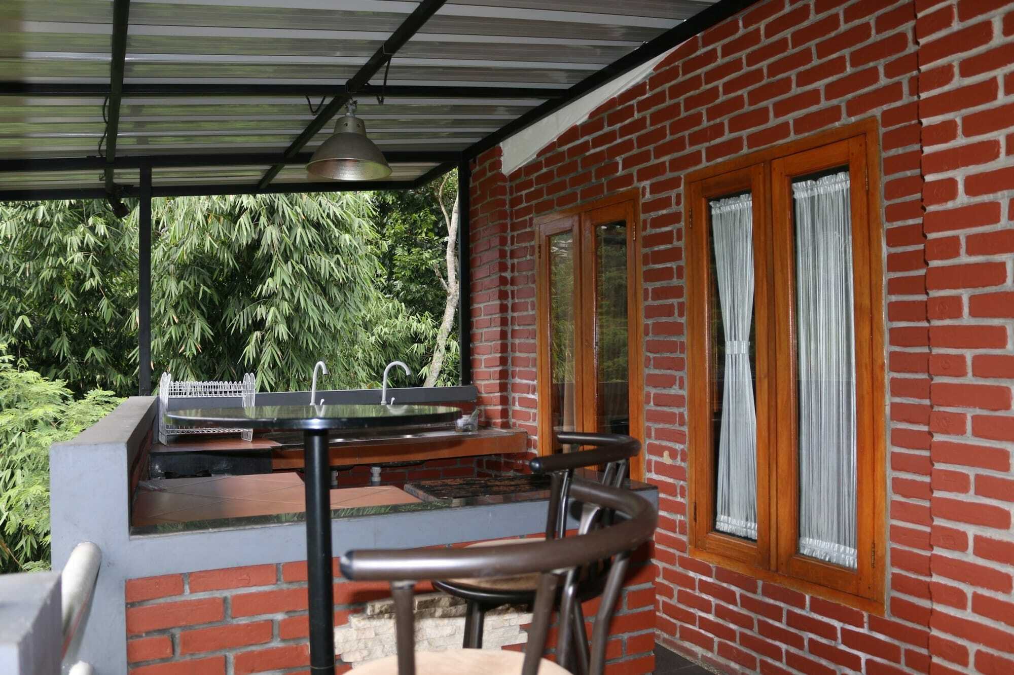 Bantal Guling Villa Lembang Dış mekan fotoğraf